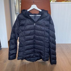 Patagonia down short hooded parka
